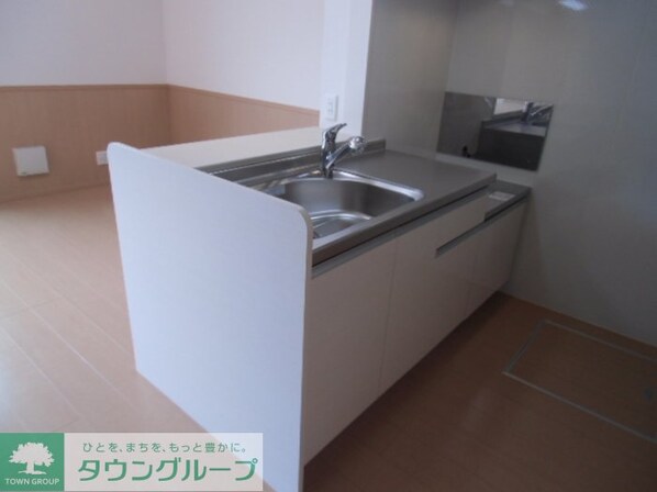 イーズフィールド Bの物件内観写真